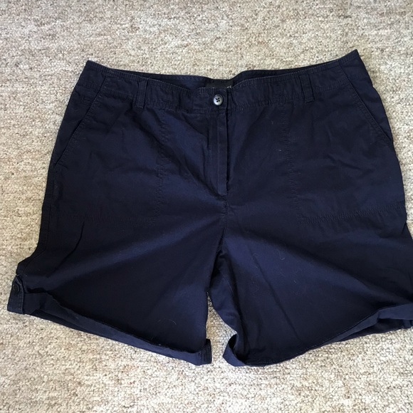 Talbots shorts - Picture 2 of 3